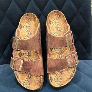 Birkenstock Arizona sandal. Size 39